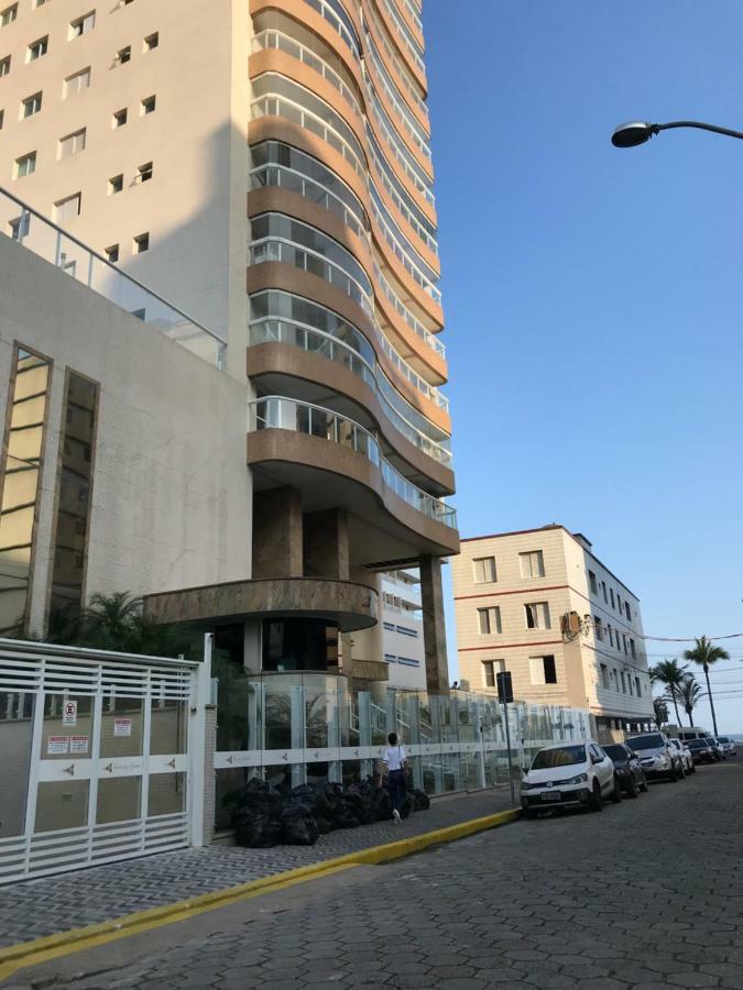 Apto Com Vista Para O Mar, 2 Vagas De Garagem E Churrasqueira Na Varanda Πράια Γκράντε Εξωτερικό φωτογραφία
